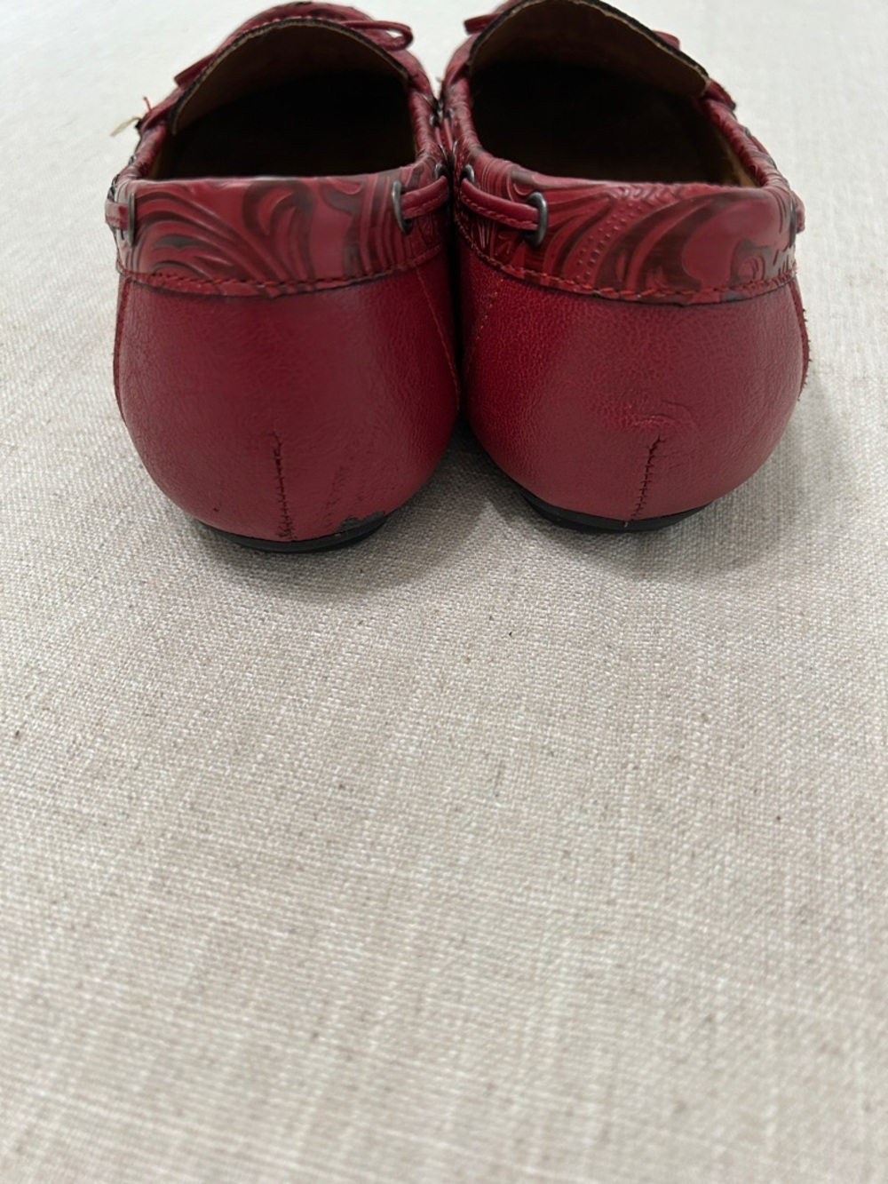 Born b.o.c. Shoes Women’s 8 Red Leather Floral Casual Driving Loafers - Picture 6 of 12